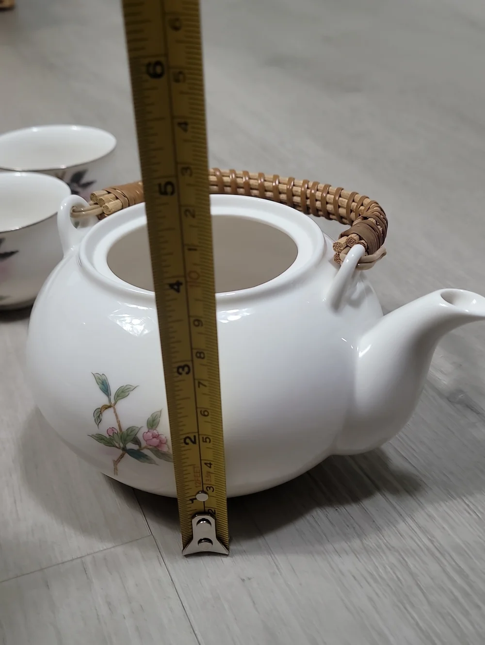 Vintage Japan Floral Tea Set Teapot & 3 Small Cups